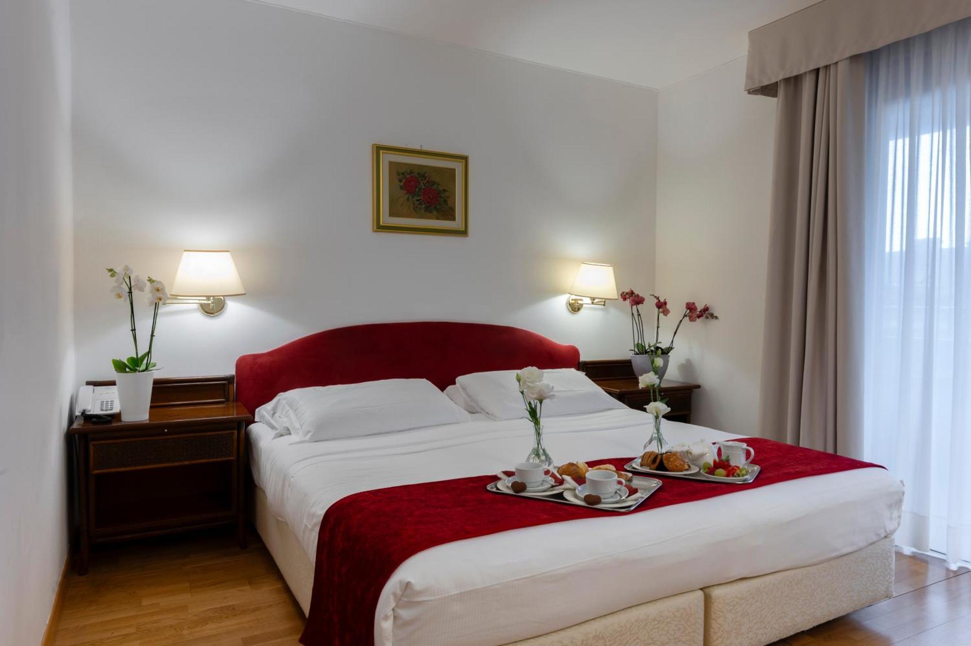 Hotel Hannover Grado Exterior photo