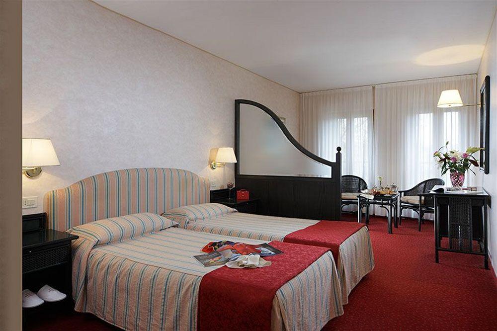 Hotel Hannover Grado Exterior photo